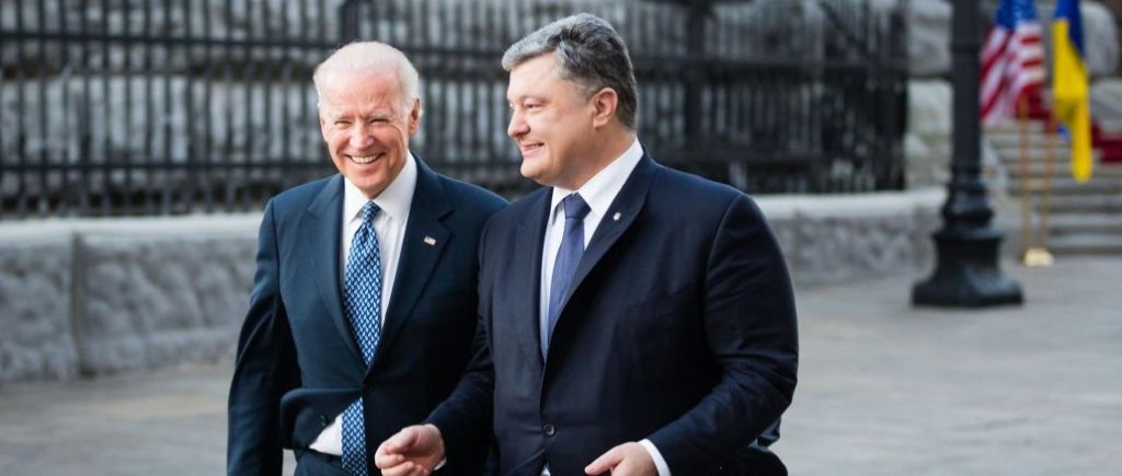 Порошенко поздравил Байдена с победой на выборах президента США