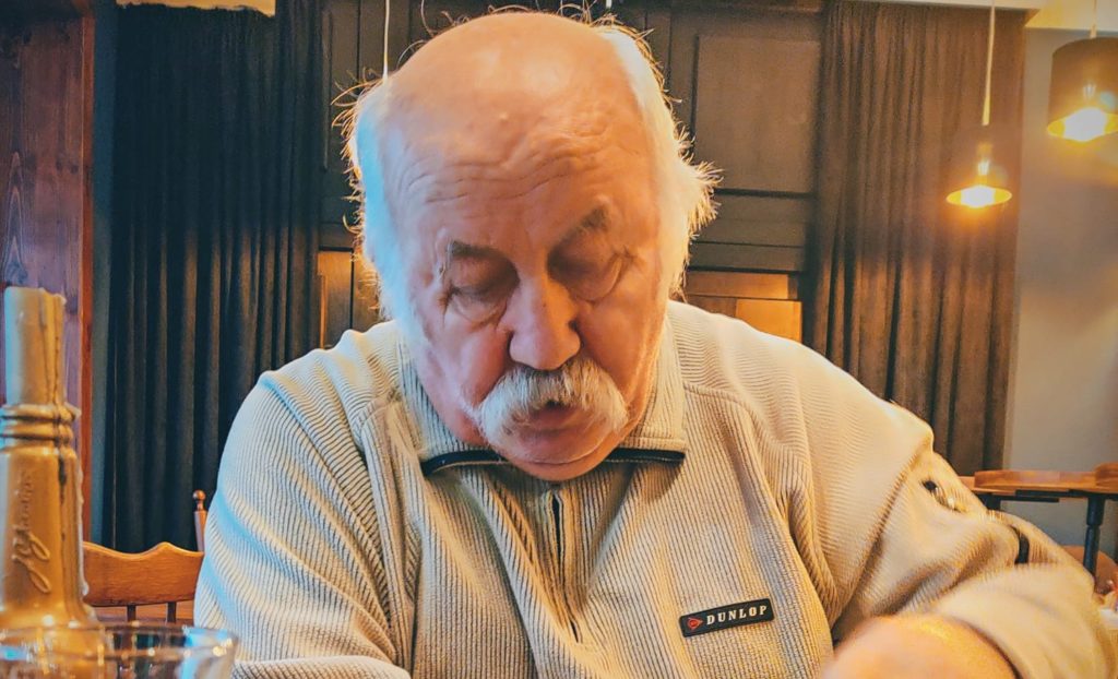 У Тернополі з’явилось “Братство лисих”: чоловік перетворив свої ресторани на релігійну організацію