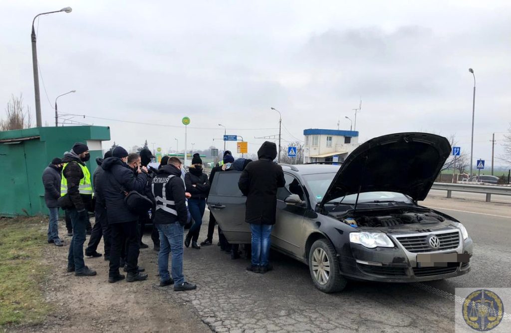 На Запоріжжі викрили перевізника, який нелегально переправляв людей в ОРДО через Росію