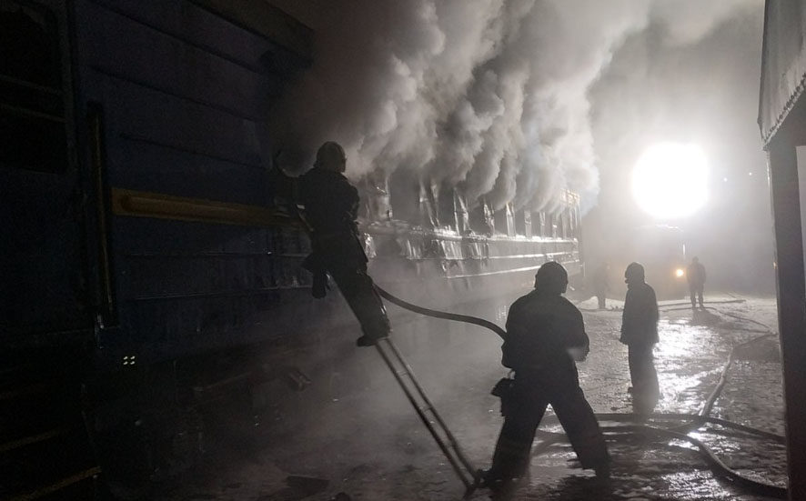 Пожежа у вагоні поїзда під Полтавою: у вогні загинули двоє людей