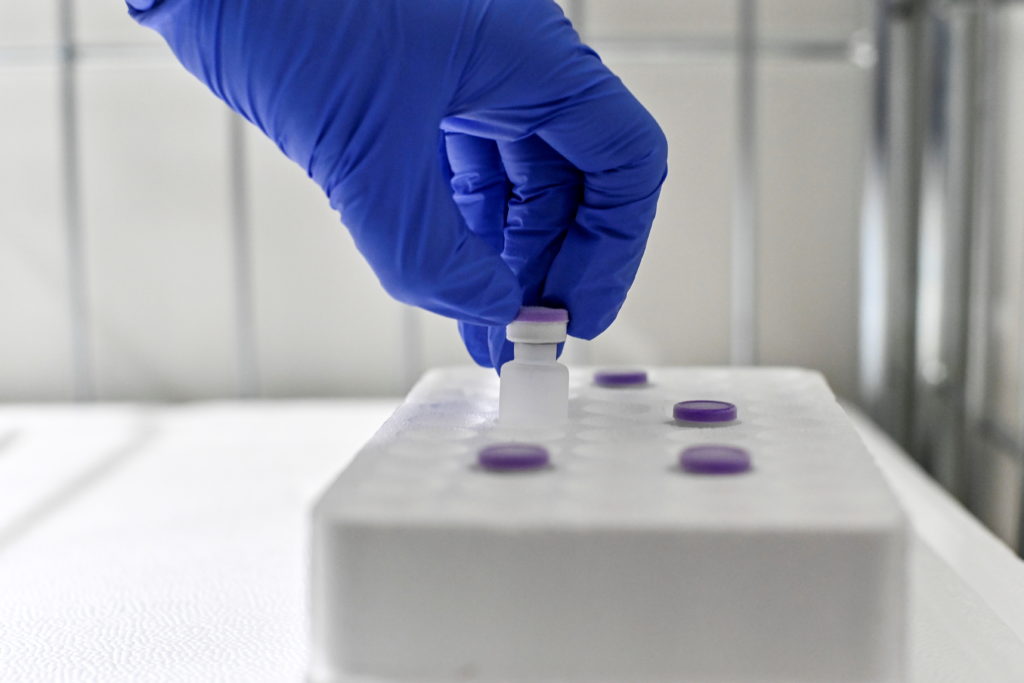 В Ізраїлі розпочали безкоштовну COVID-вакцинацію для іноземців