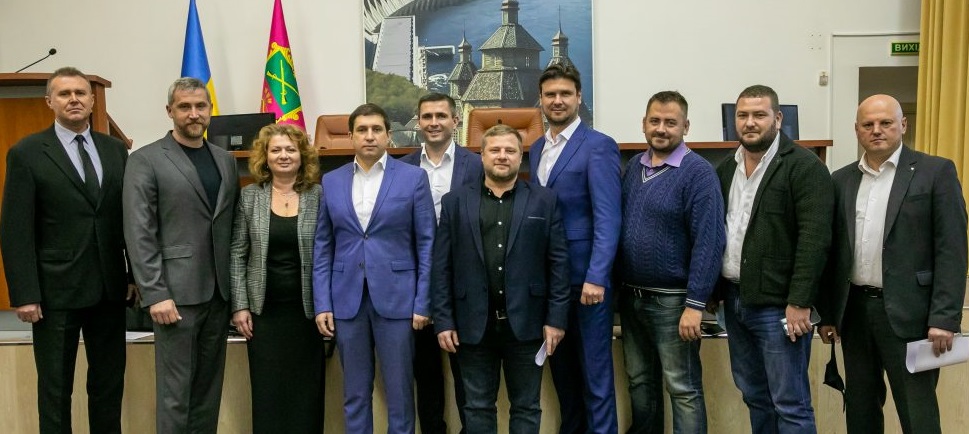В Запоріжжі відбулась перша сесія міськради нового скликання: “ЄС” отримала 11 депутатських мандатів