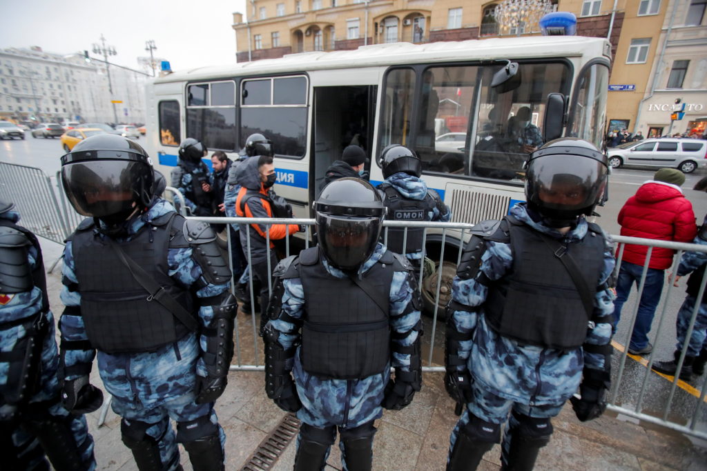 У Москві затримали дружину Навального: по всій Росії більше як 800 затриманих протестувальників