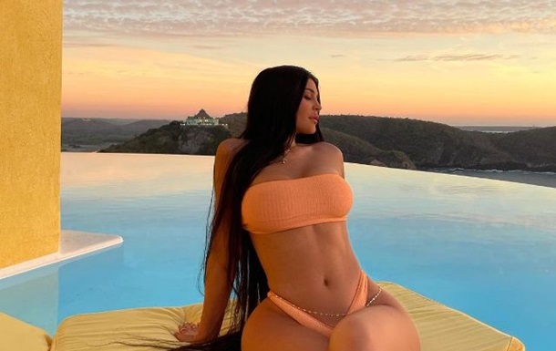 Кайлі Дженнер стала найпопулярнішою жінкою в Instagram