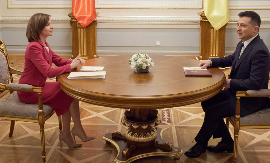 Слава Україні: Санду несподівано заговорила українською мовою під час зустрічі із Зеленським