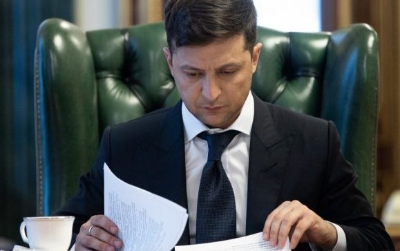 Зеленський доручив РНБО підготувати проєкт стратегії деокупації Криму