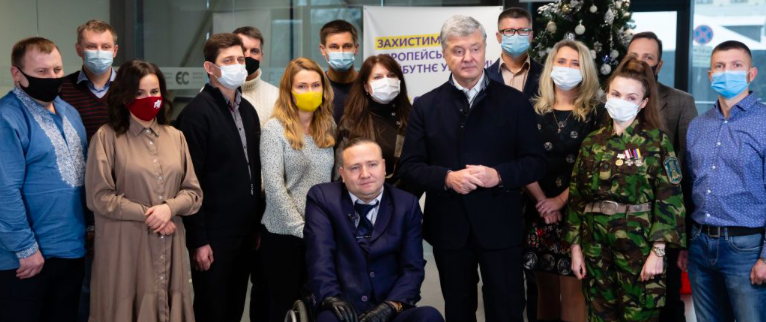 Порошенко закликав підтримати на виборах у Броварах Олега Іваненка