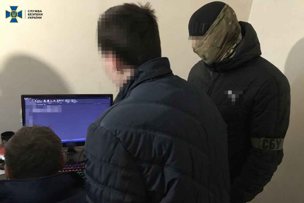 У Запоріжжі затримали “аноніма”,  який надіслав понад 200 повідомлень про замінування