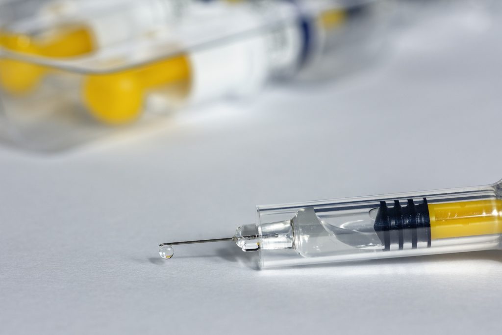 15 февраля в Украину поступит миллион доз вакцины AstraZeneca — Степанов