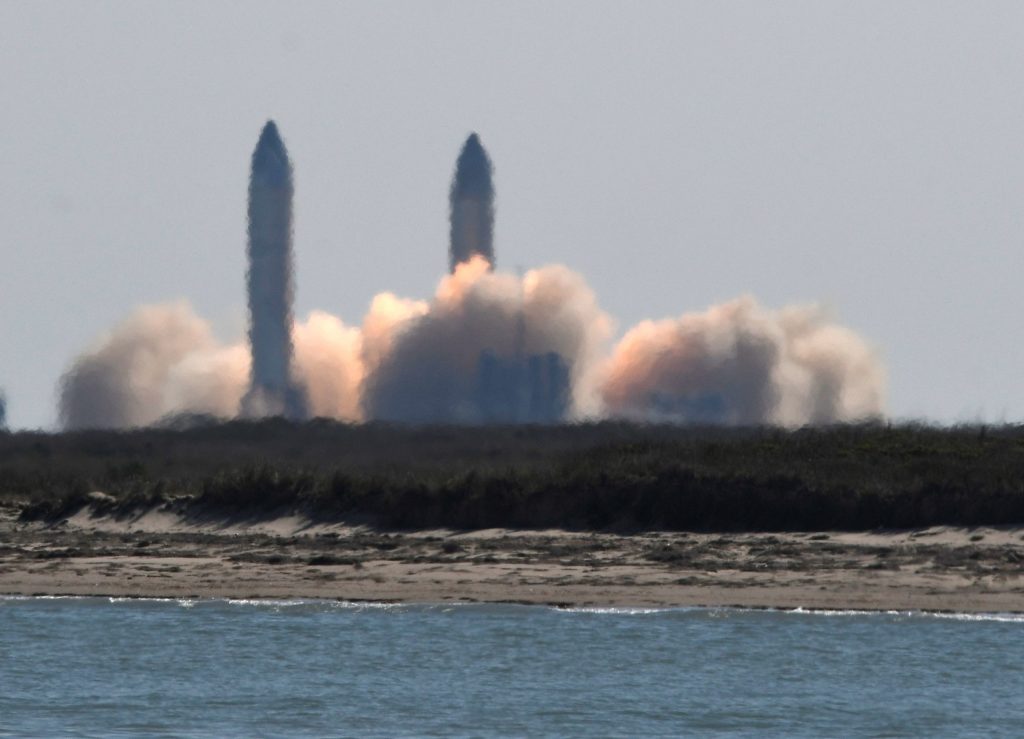 SpaceX запустила в космос ще одну партію супутників Starlink