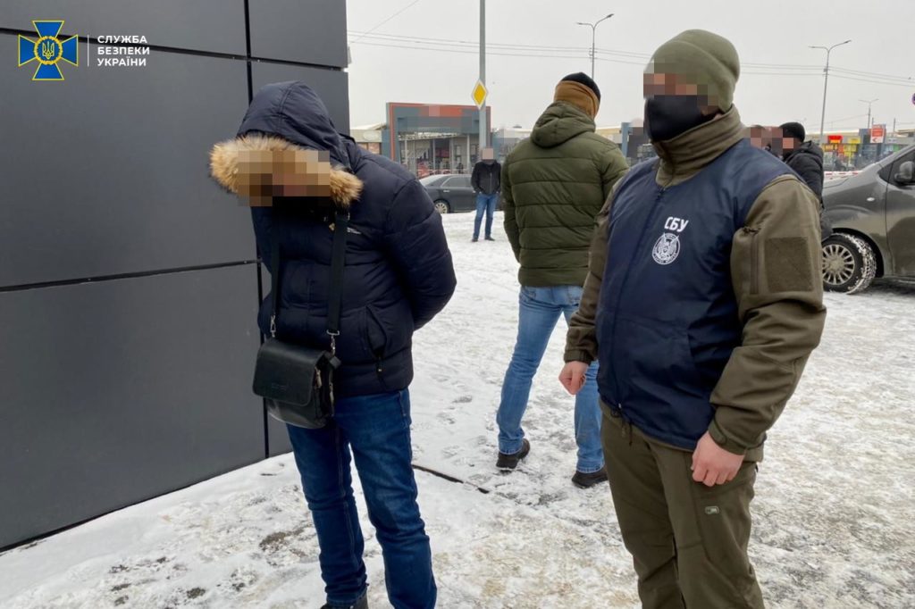 СБУ затримала у Харкові агента російської військової розвідки: фото і відео