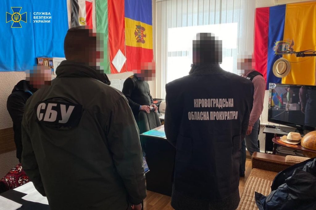 11,5 тисяч доларів за допуск курсантів до польотів: СБУ затримала декана Льотної академії у Кропивницькому