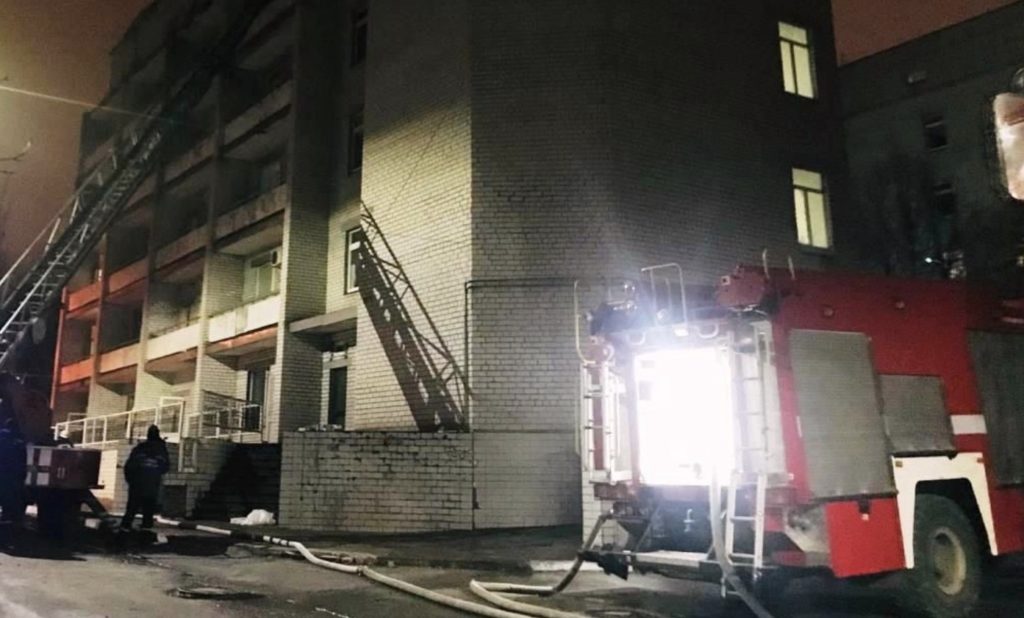 Смертельна пожежа в Запоріжжі: працівника лікарні відправили під домашній арешт