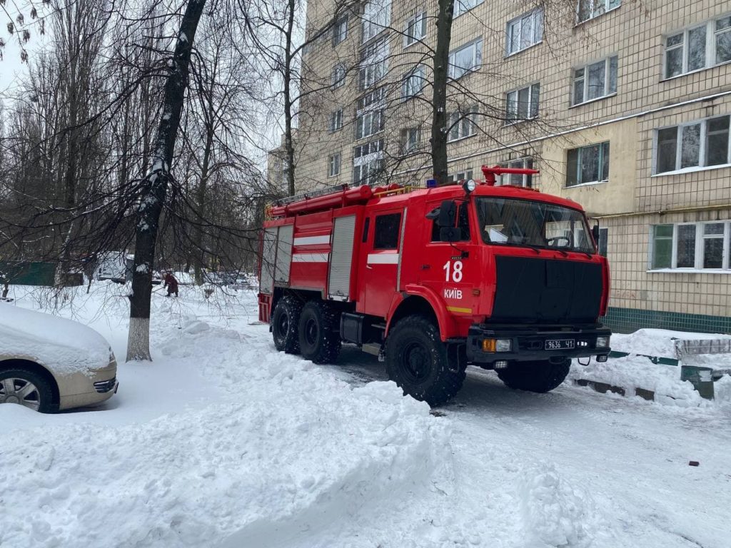 В Киеве более ста детей эвакуировали из детсада из-за пожара