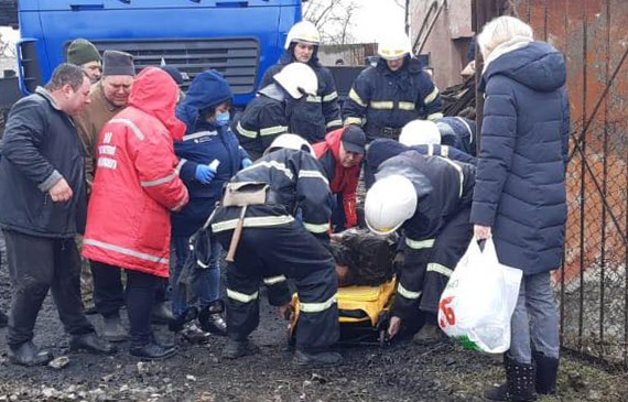 У школі на Миколаївщині стався вибух твердопаливного котла: з-під завалів врятували людину