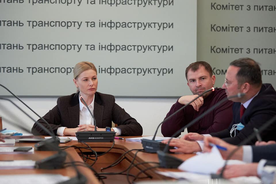 За два тижні “Укрзалізниця” планує зупинити усі види перевезень — нардеп попередила про масштабний страйк