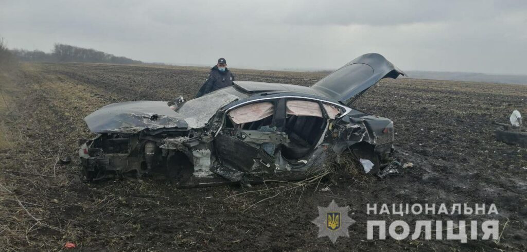 Під Харковом сталась моторошна ДТП з автомобілем Tesla: багато постраждалих