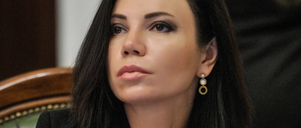 Сюмар: звинувачувати Порошенка у всіх своїх провалах – це хронічне deja vu Зеленського