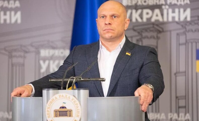 Ображає колег та підриває авторитет партії: депутати ОПЗЖ вимагають виключення Киви