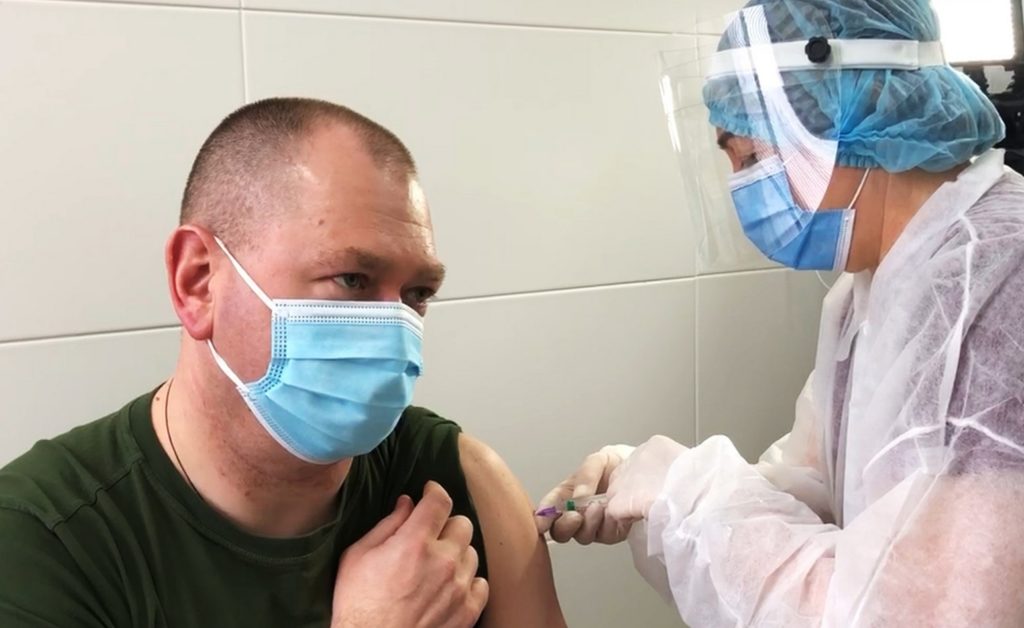 Голова Держприкордонслужби вакцинувався від коронавірусу
