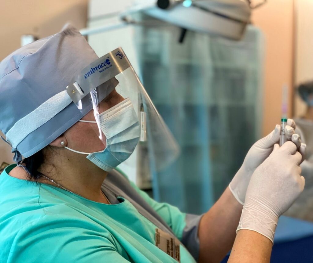 Для людей з аутоімунними захворюваннями COVID-вакцинація обов’язкова — МОЗ