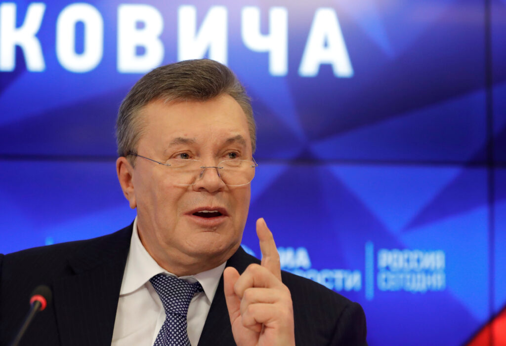 Суд разрешил заочное расследование дела против Януковича