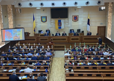 “Слуги”, “Партія Шарія” та ОПЗЖ в Одеській облраді голосували за увічнення імен “беркутівців”