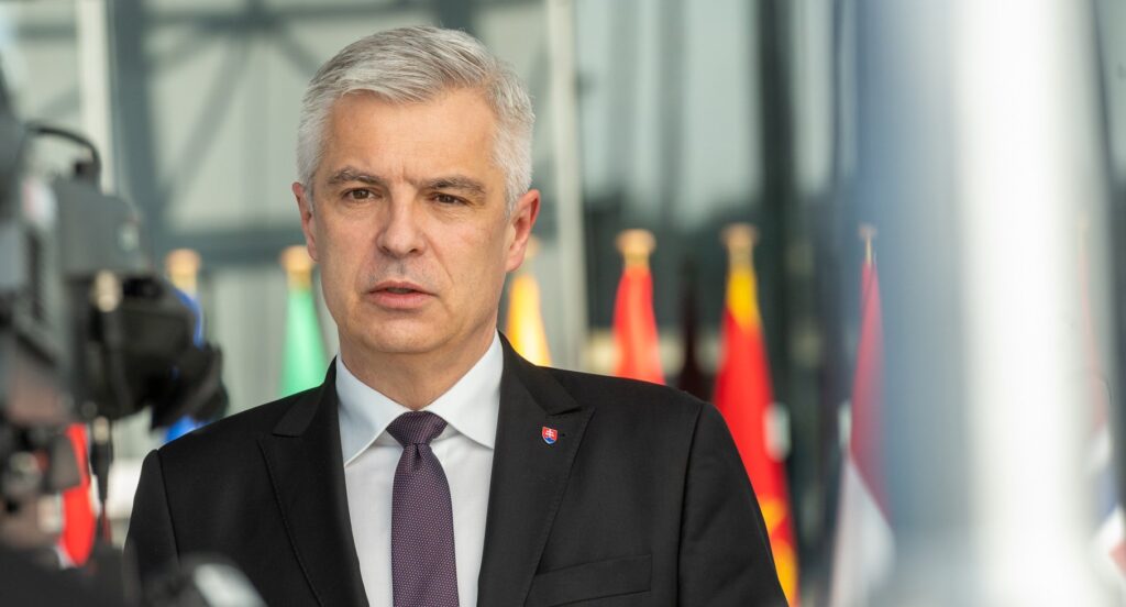 Словаччина відреагувала на скупчення російських військ на кордоні з Україною