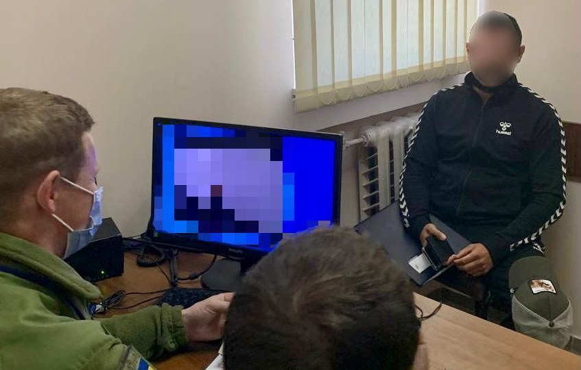 Відомому російському блогеру на 3 роки заборонили в’їзд в Україну