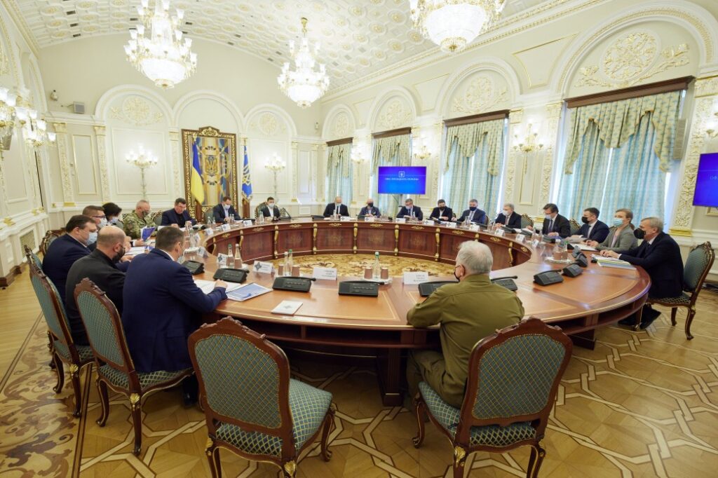РНБО обговорила загрозу поширення в Україні “індійського” штаму COVID-19: результати засідання