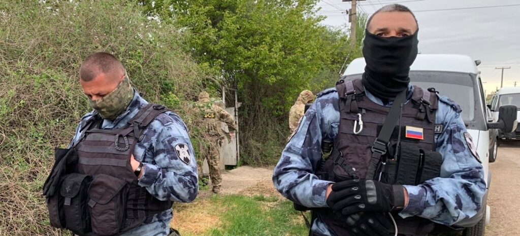 Окупанти під час обшуків в Криму застрелили чоловіка