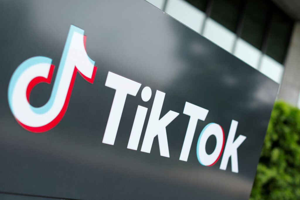 TikTok та YouTube збирають найбільше даних про користувачів