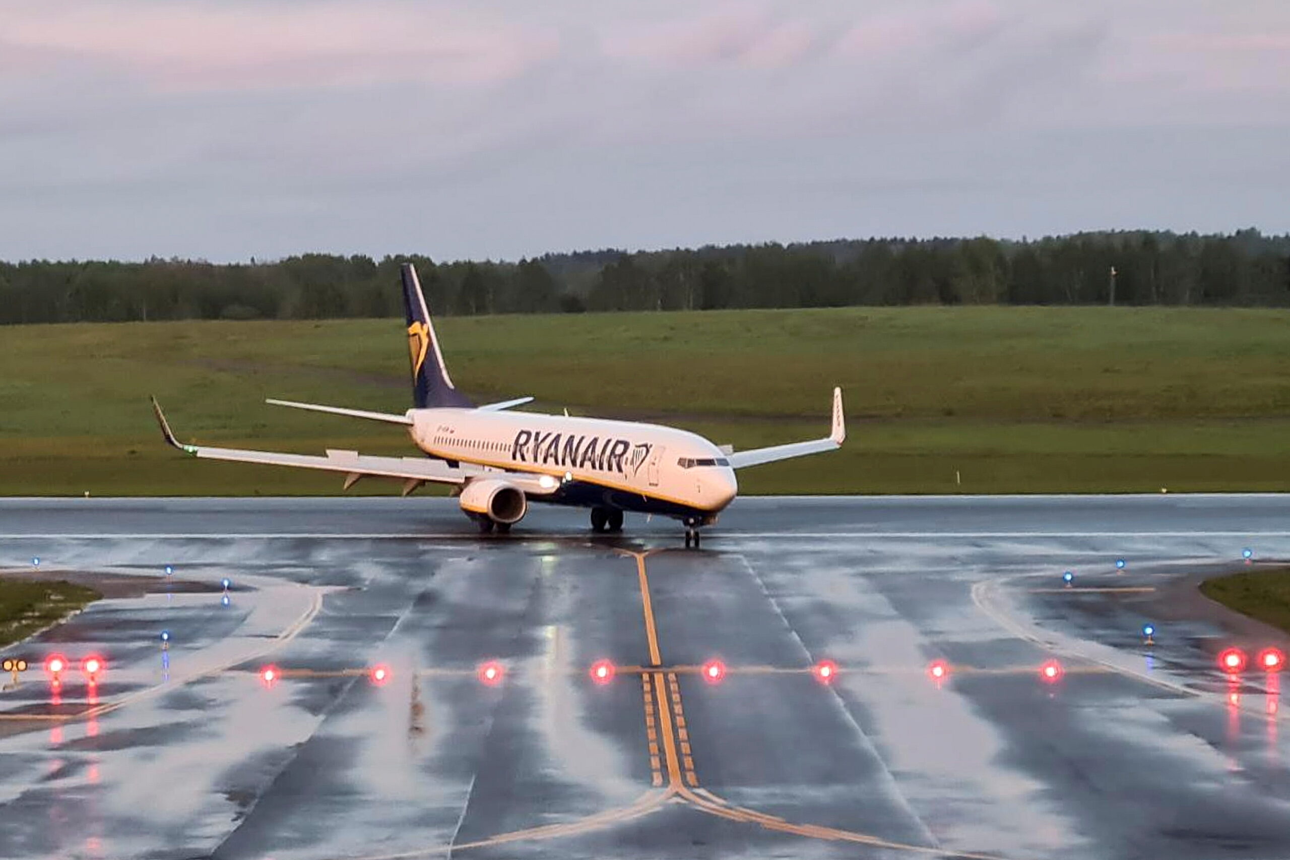 Літак. Ryanair+