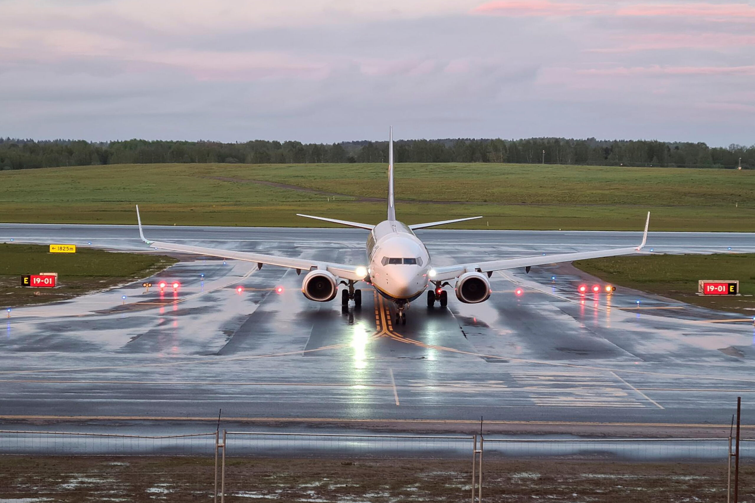 літак. Ryanair+