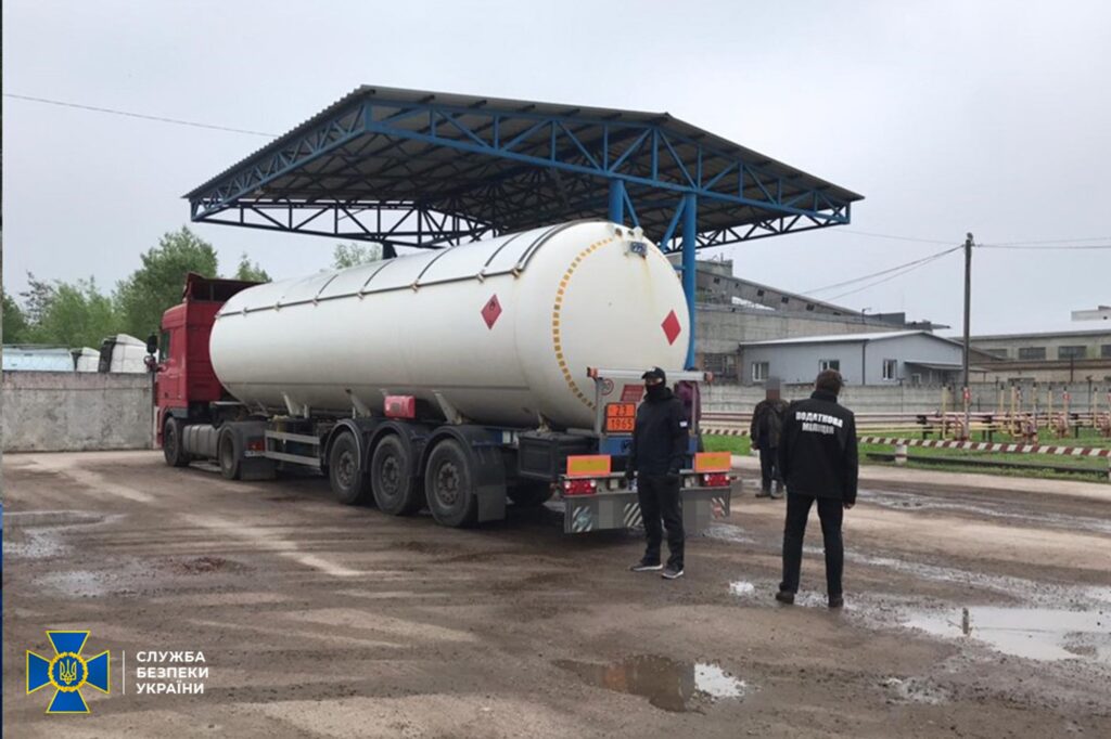 В Україну незаконно ввезли пального на понад 100 мільйонів гривень – СБУ