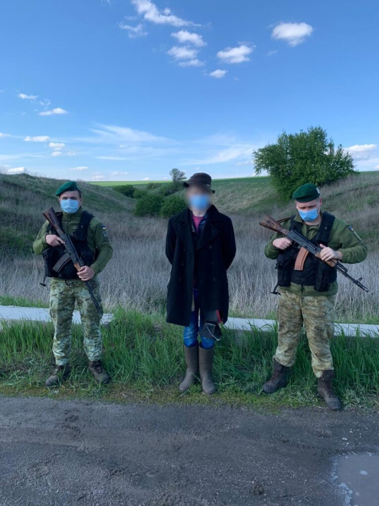 Втік в Україну по краще життя: на кордоні затримали підлітка з Росії