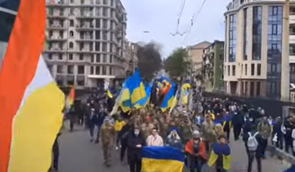 Річниця подій 2 травня в Одесі: у місті проходить Марш захисників