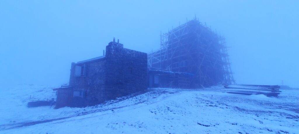 Up to 80 cm of snow fell in the Carpathians: tourists are urged to refrain from hiking.