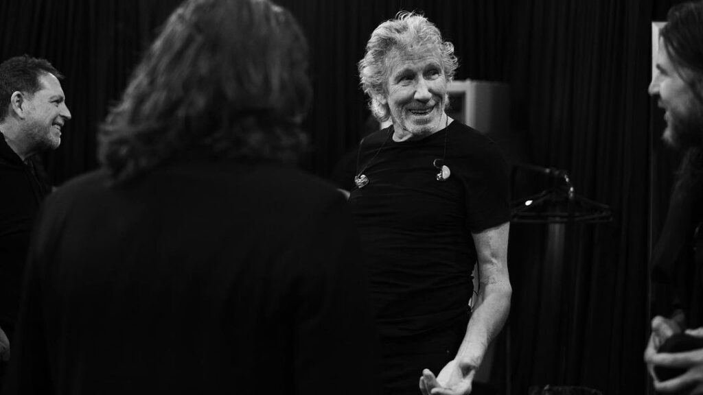 “Йди під три чорти”: засновник групи Pink Floyd різко відмовив Цукербергу у використанні власних пісень