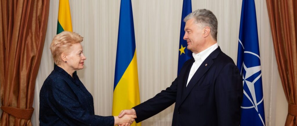 Обговорили загрози “Північного потоку-2” та посилення санкцій проти Росії: Петро Порошенко зустрівся з Далею Грібаускайте