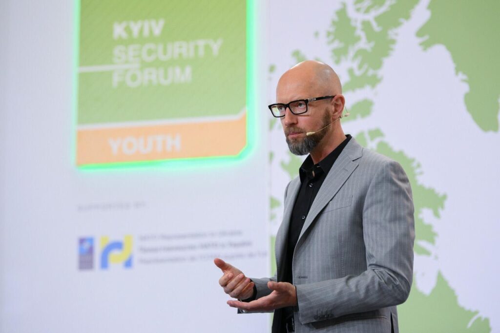 Арсеній Яценюк: Членство України і Грузії зробило б НАТО сильнішим