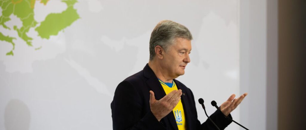 Порошенко в 2014-м поехал на саммит ЕС без приглашения, чтобы добиться санкций против России
