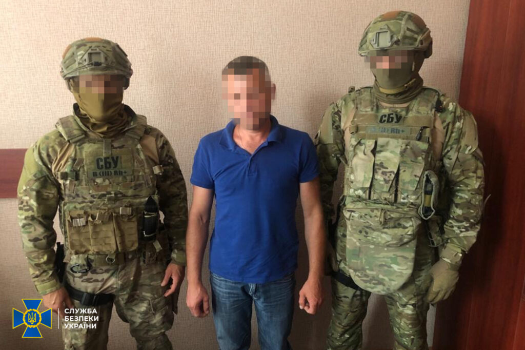 Планував легалізуватись, як переселенець: у Києві затримали терориста “ЛНР”