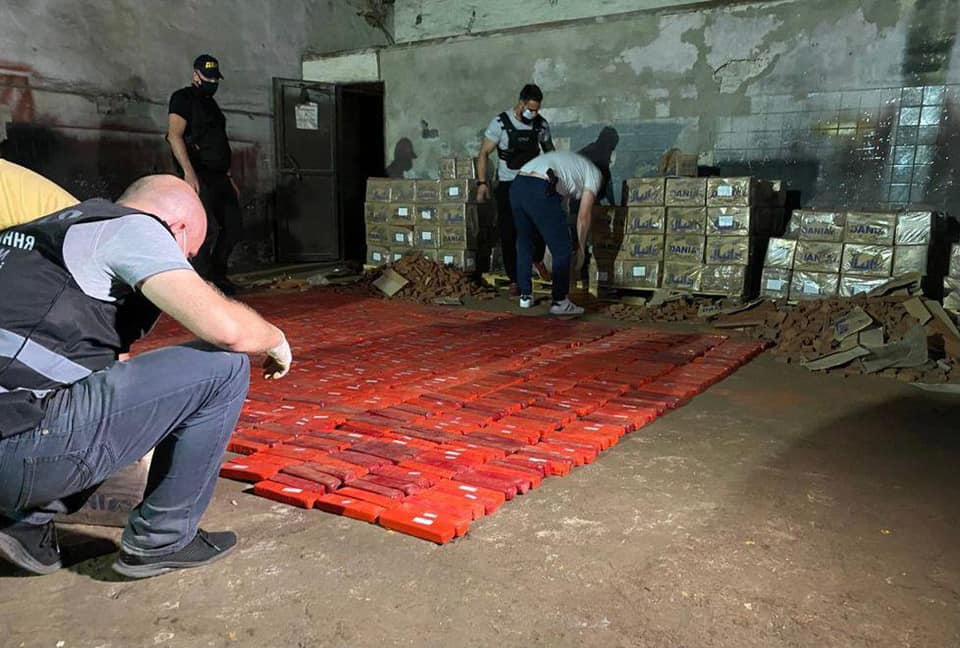 300 кілограмів героїну на мільярд гривень: в Україні перекрили міжнародний канал контрабанди
