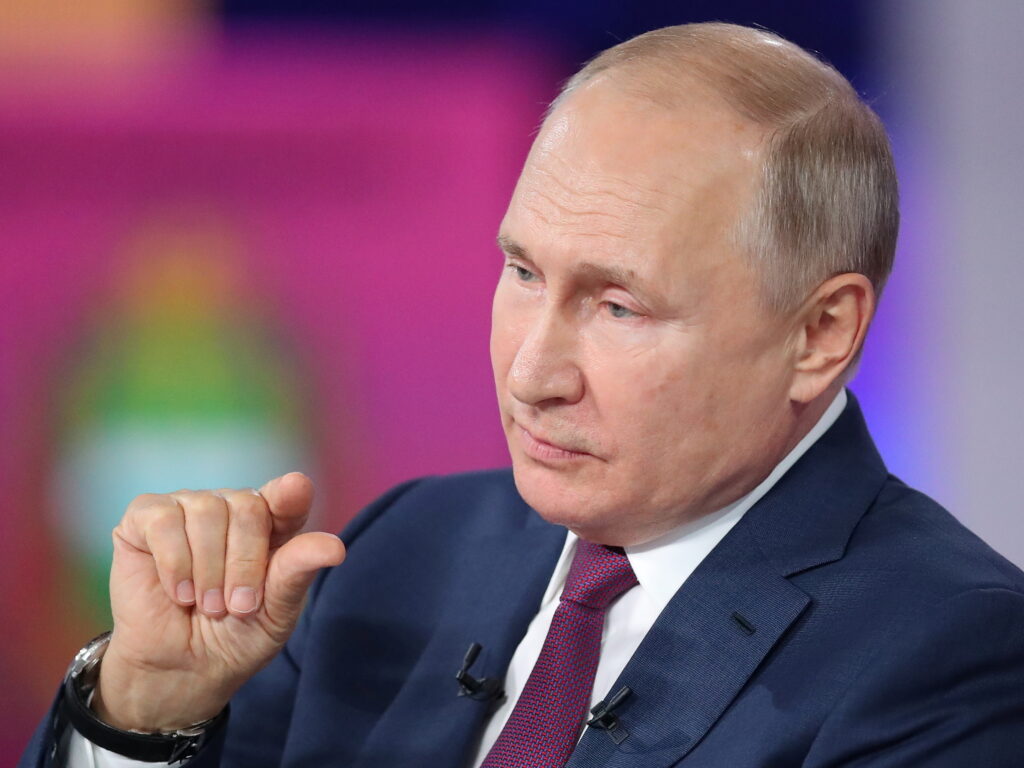 “Північний потік-2” не питання політики: Путін відмовився обговорювати газогін в нормандському форматі
