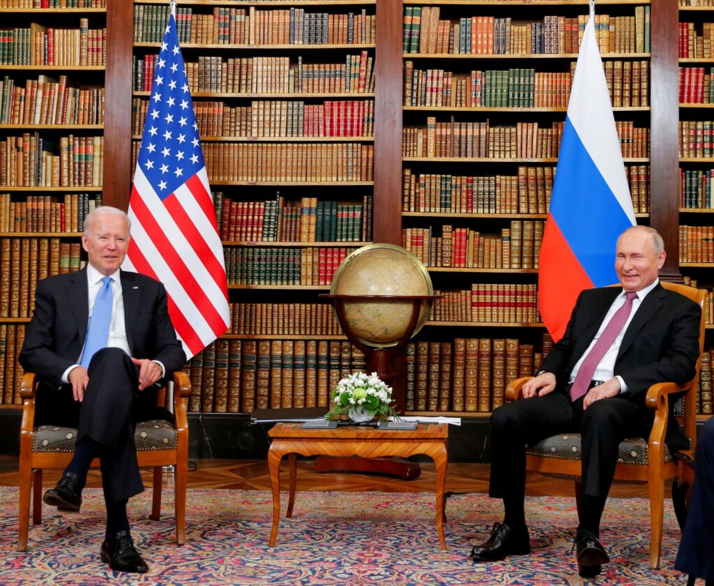США поки уникають введення санкцій проти Путіна та його оточення – ЗМІ