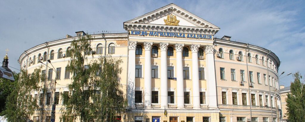Вступительная кампания-2021: в МОН назвали самые популярные университеты и специальности