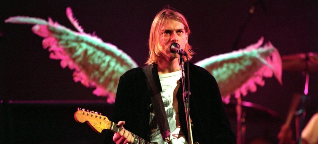 Малюк виріс: хлопець з обкладинки альбому Nirvana подав на гурт до суду