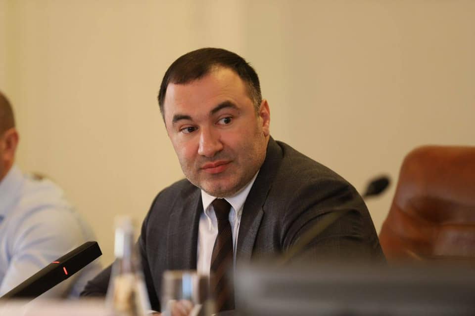 Бывший «слуга» Товмасян написал заявление об увольнении с должности главы Харьковского облсовета