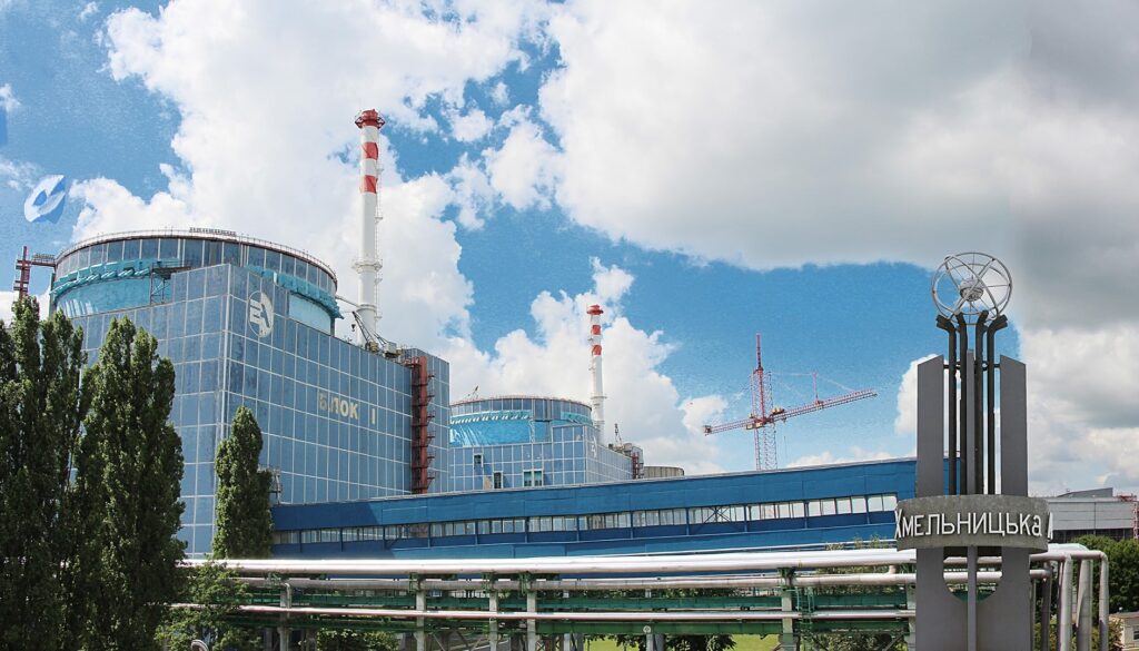 Russian shelling disrupts Ukrainian nuclear power plants: IAEA warns of nuclear danger